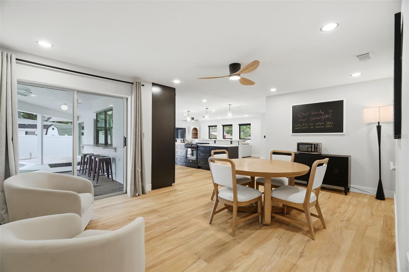 330 PATICA RD NE — photo 17