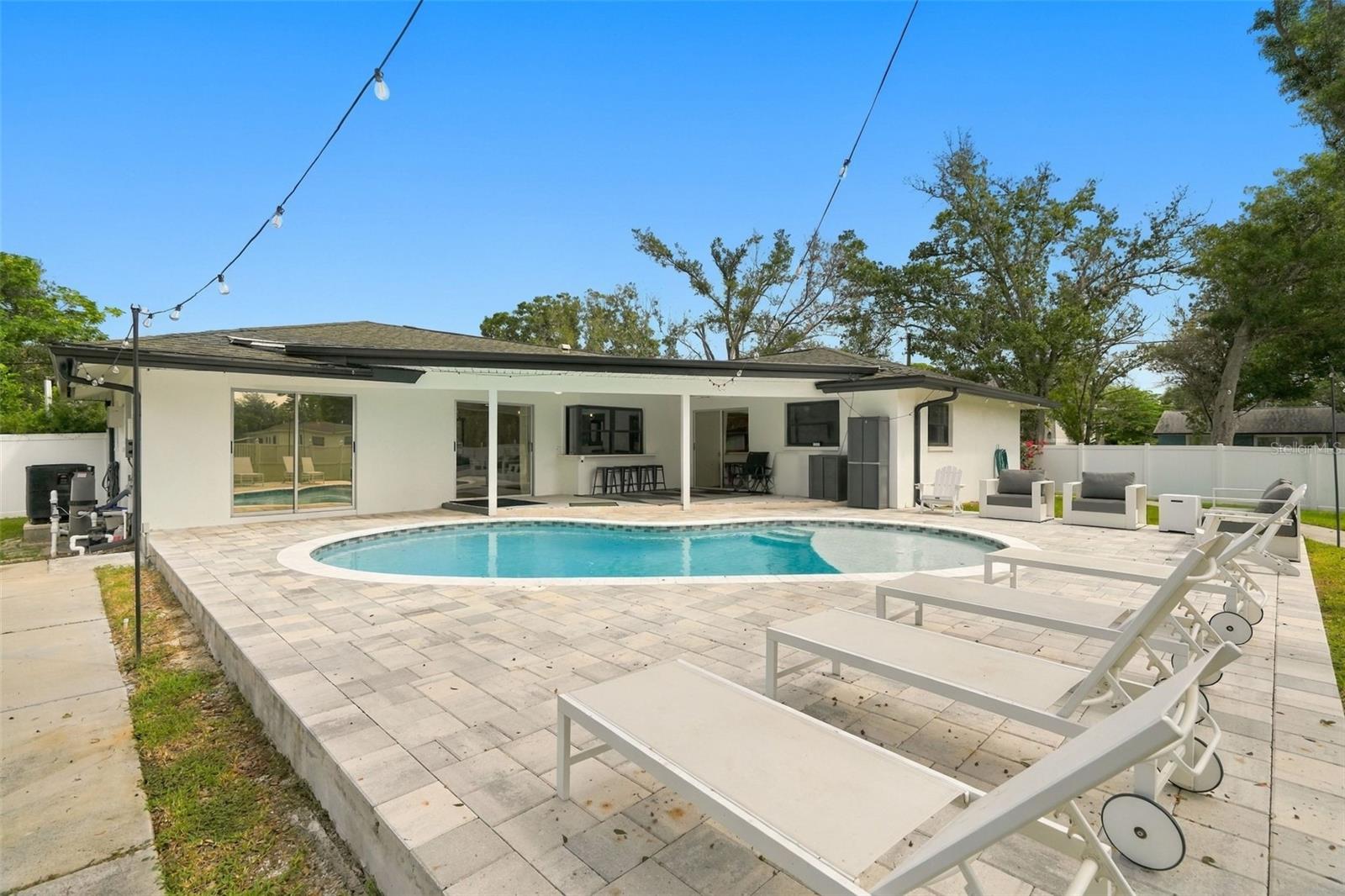 330 PATICA RD NE — photo 30