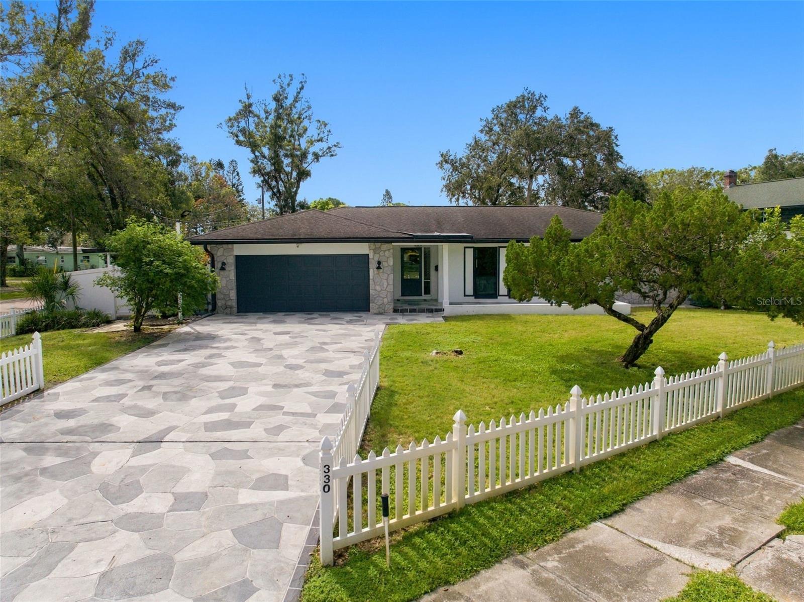 330 PATICA RD NE — photo 44