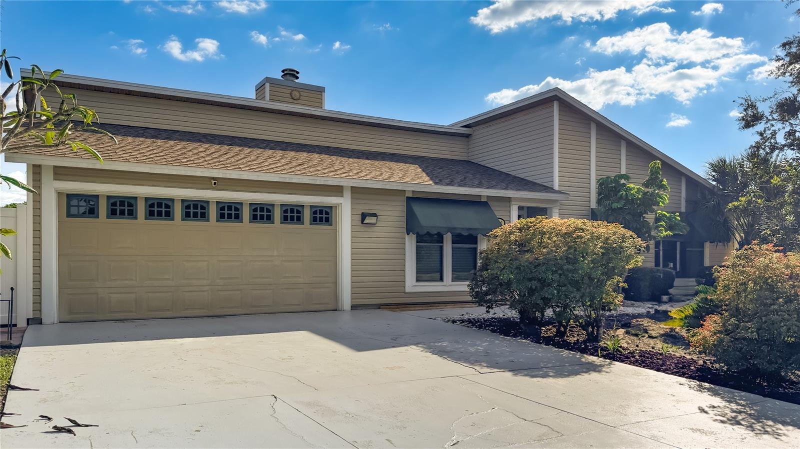520 MCARTHUR AVE — photo 5