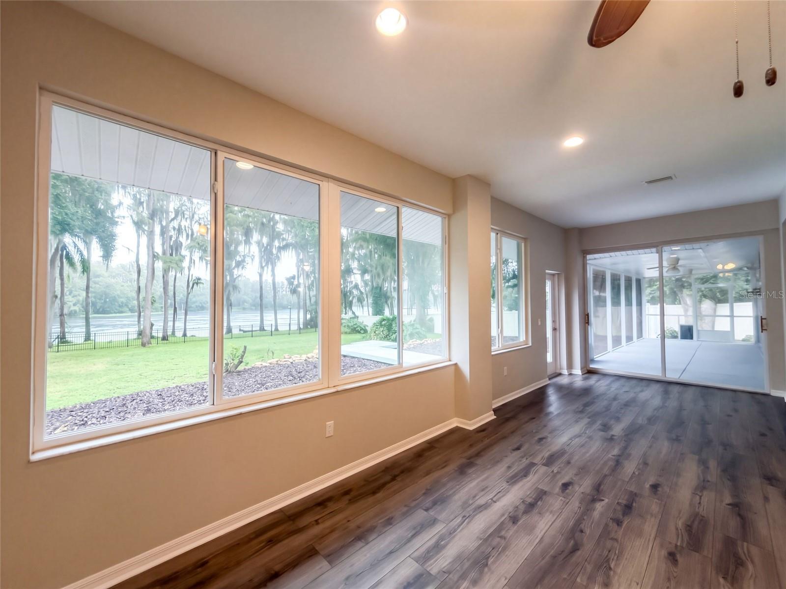 219 WILLOW BEND PKWY — photo 16