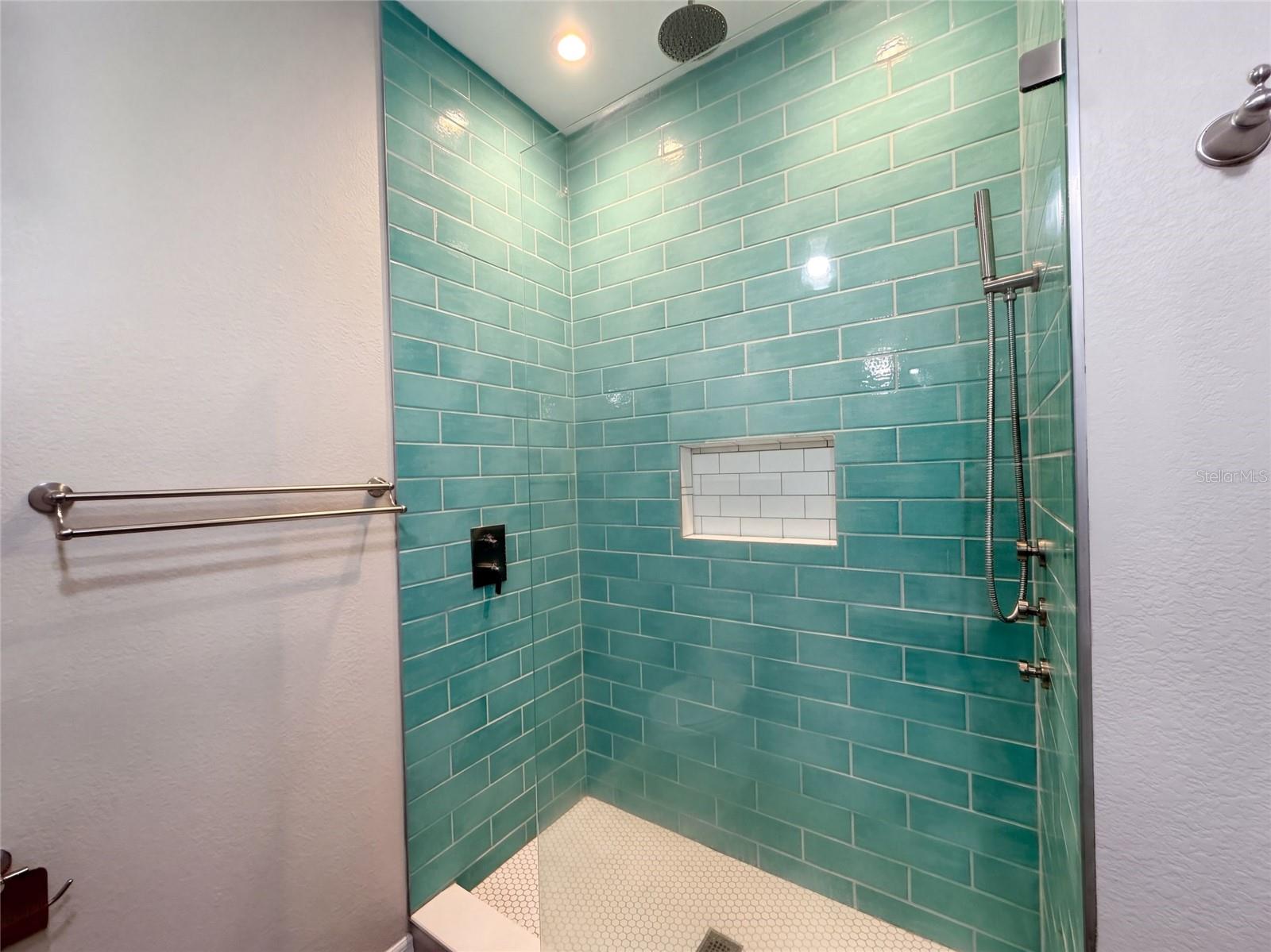 219 WILLOW BEND PKWY — photo 14