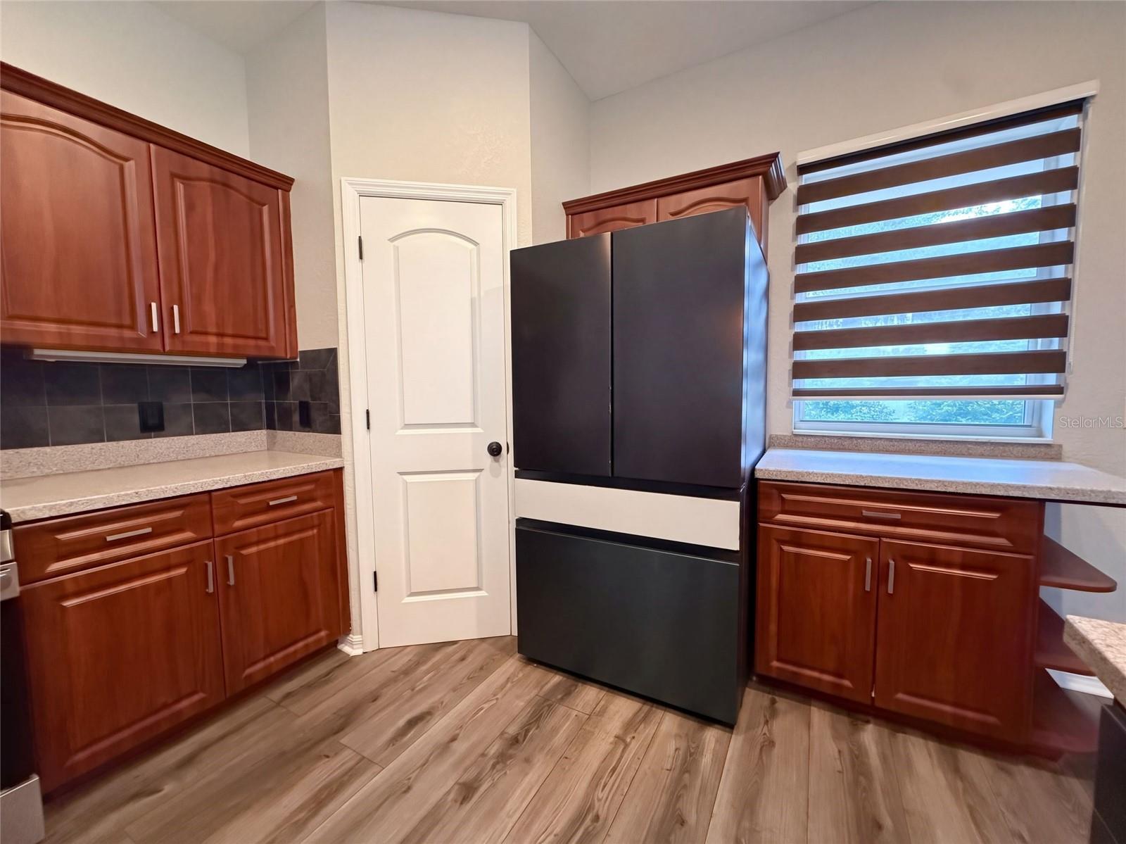 219 WILLOW BEND PKWY — photo 8