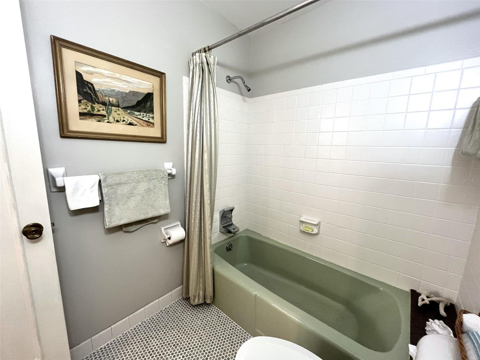 100 BLUFF VIEW DR #211A — photo 16