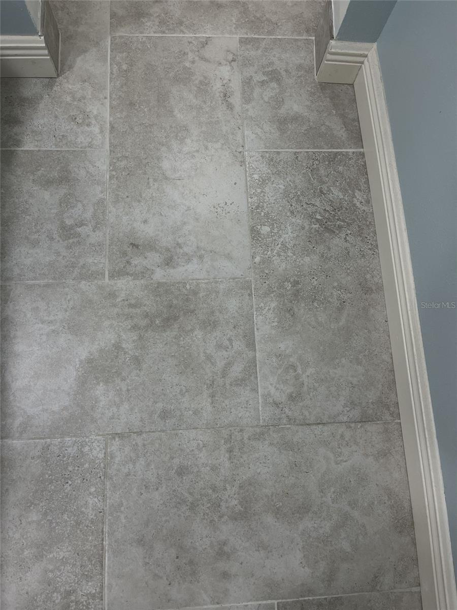 100 BLUFF VIEW DR #211A — photo 25