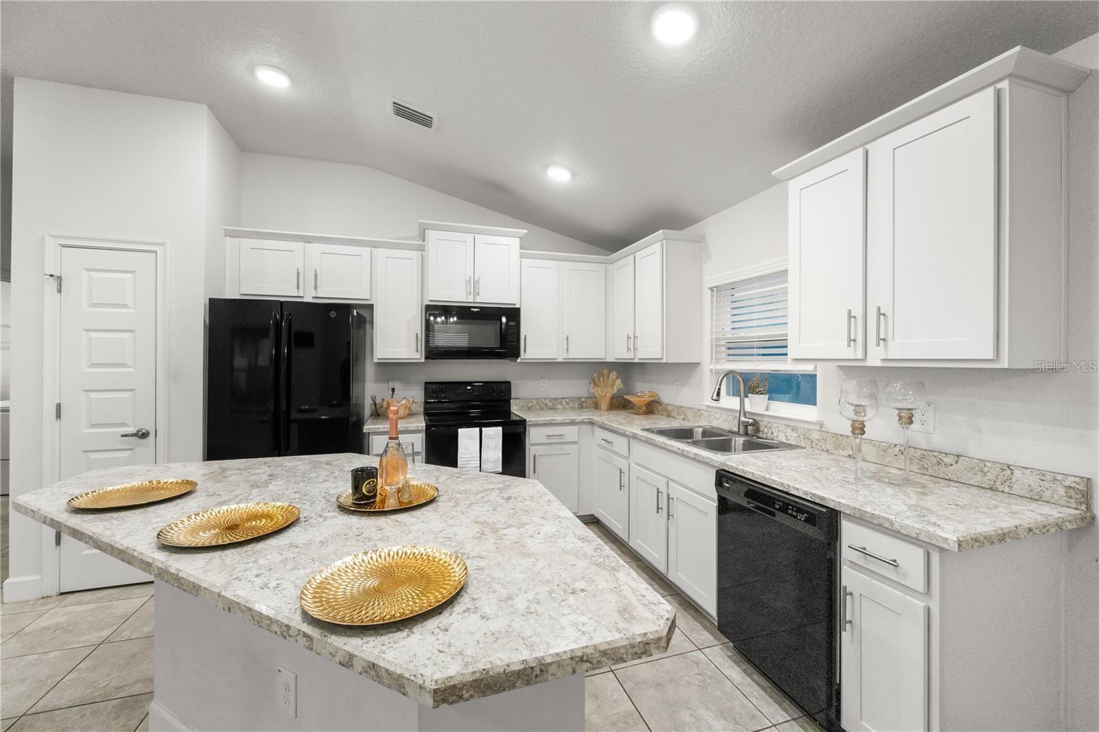 14429 POTTERTON CIR — photo 10