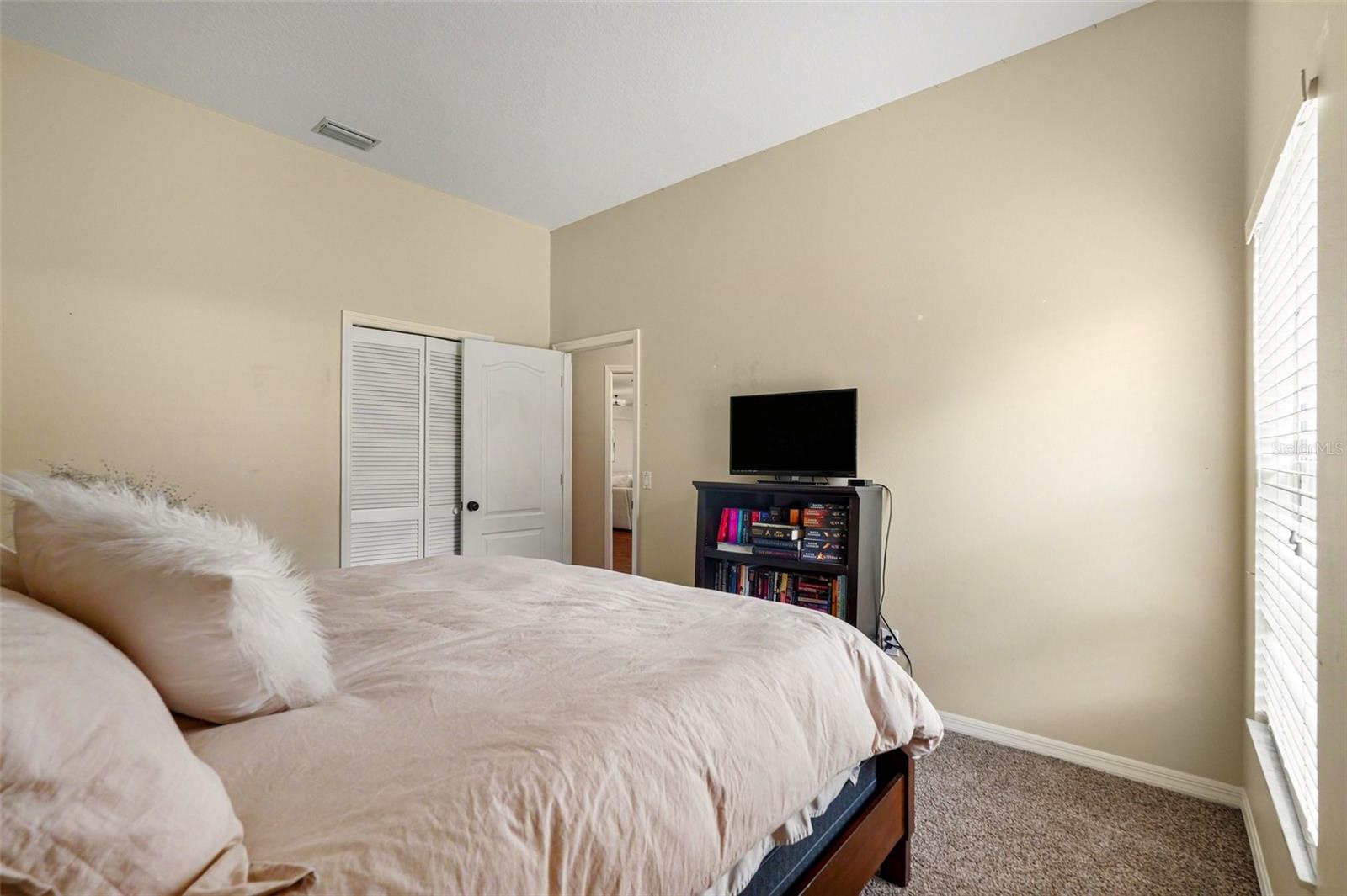 16809 WINDSOR PARK DR — photo 37