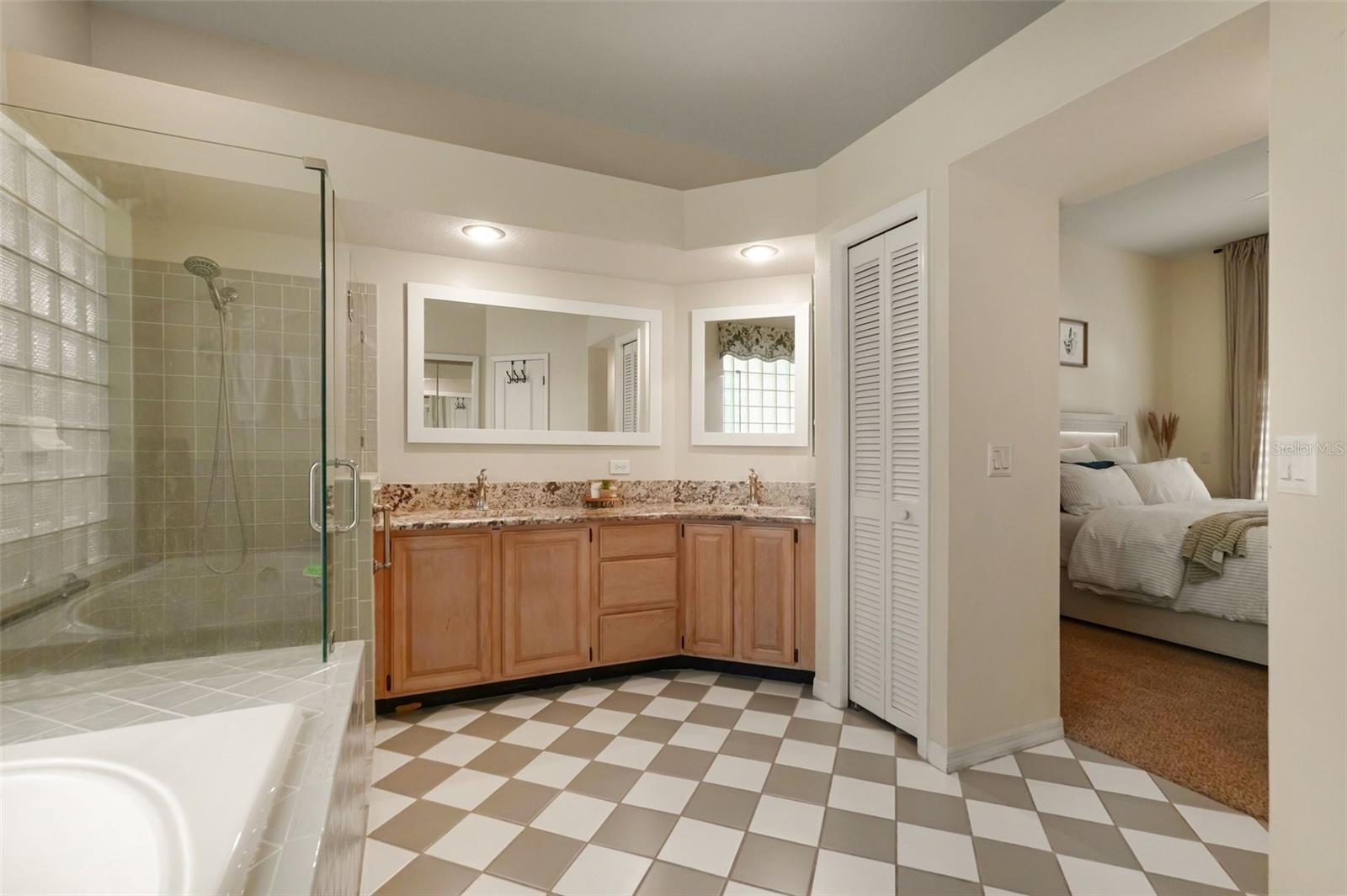 16809 WINDSOR PARK DR — photo 33