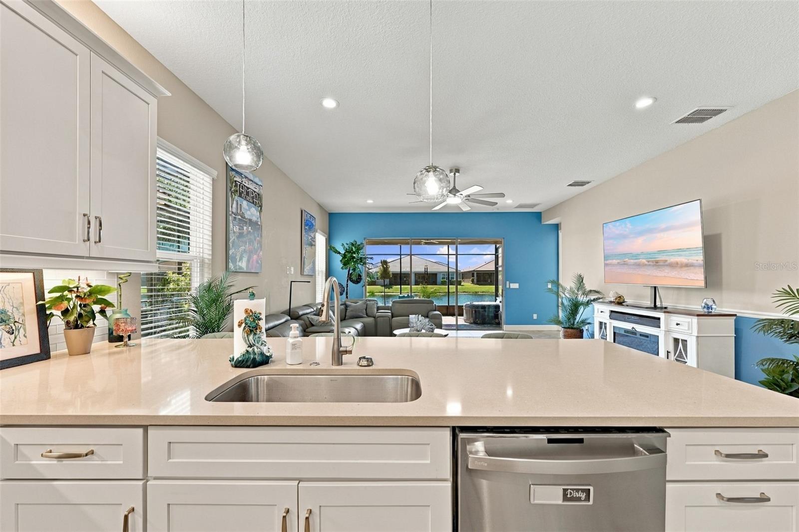 4814 SEVILLA SHORES DR — photo 32
