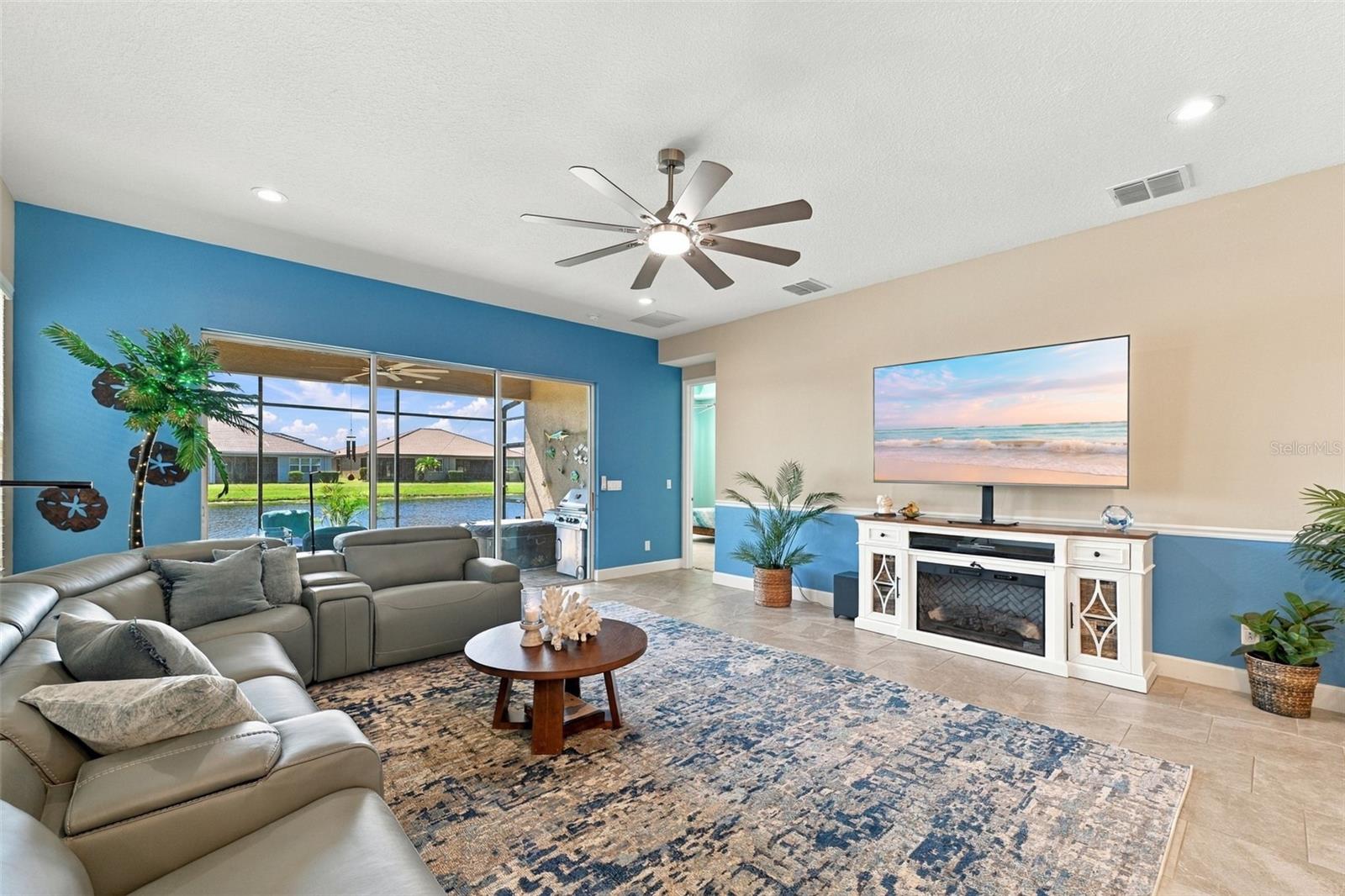 4814 SEVILLA SHORES DR — photo 11