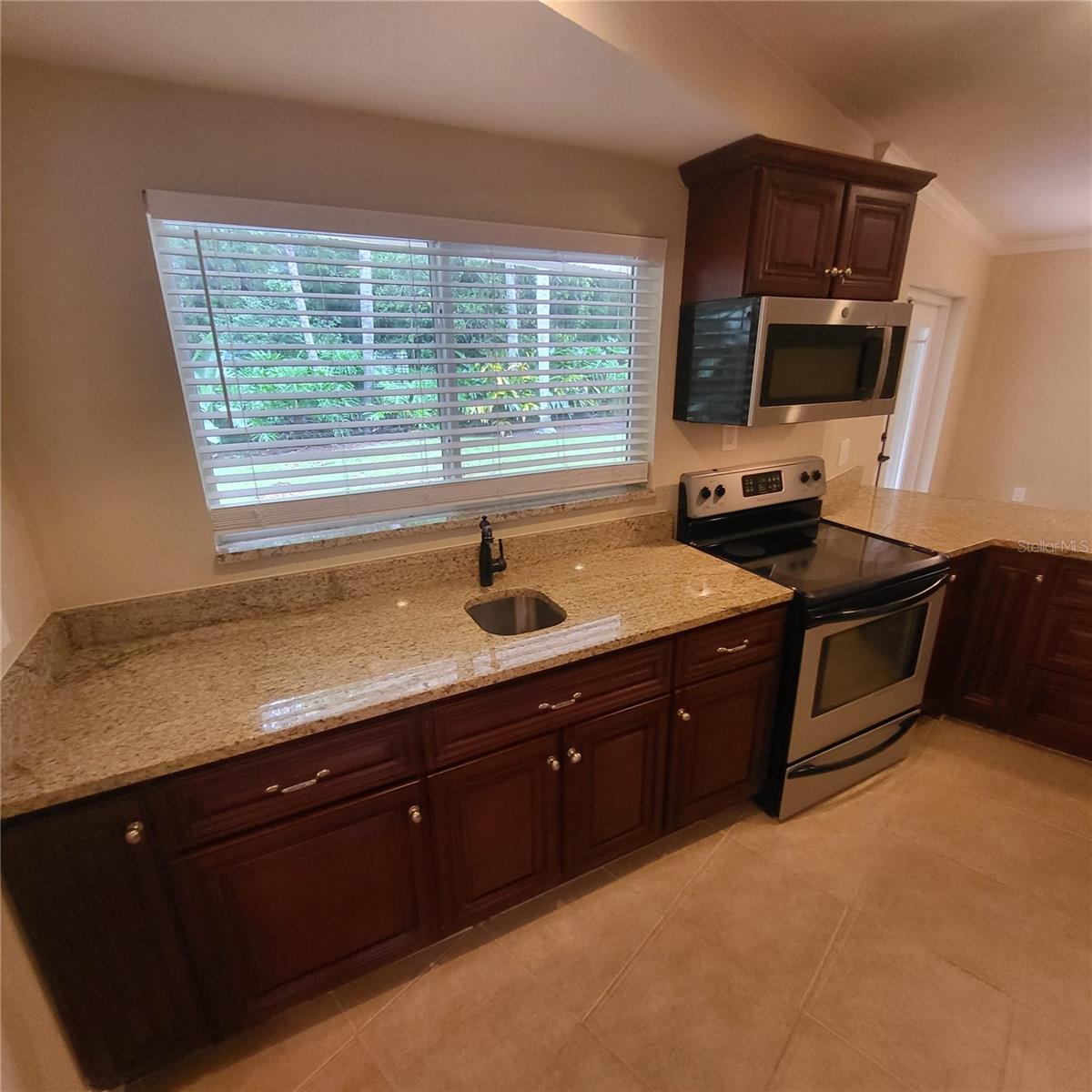 14906 WINTERWIND DR — photo 14