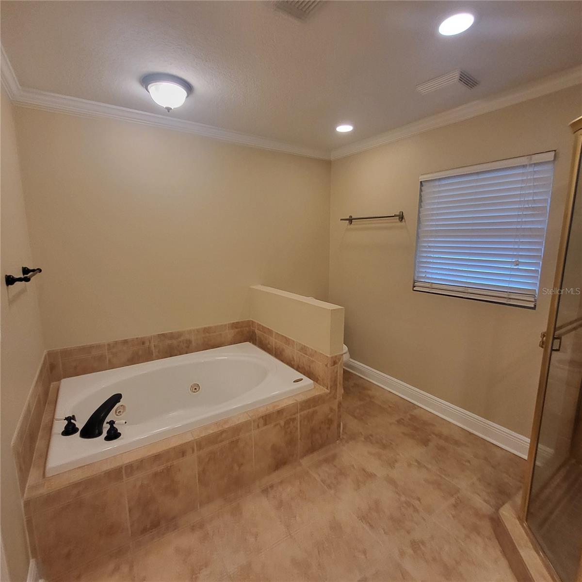 14906 WINTERWIND DR — photo 28