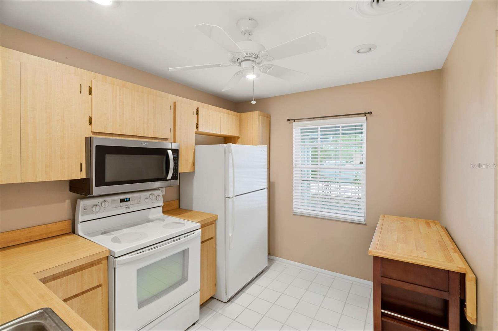 5265 E BAY DR #723 — photo 10