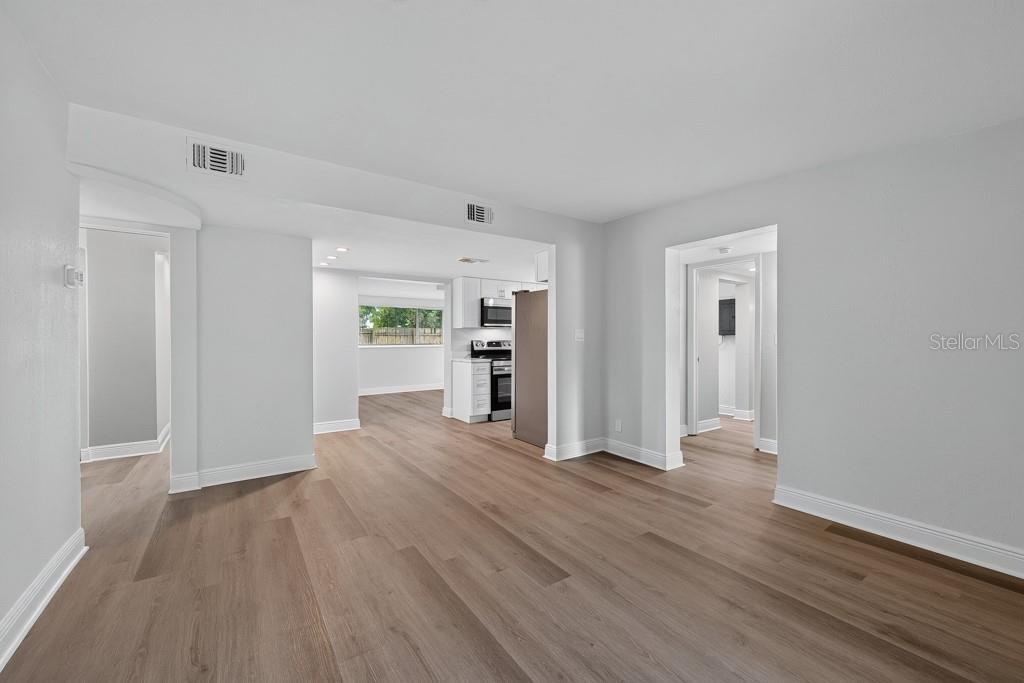 10528 113TH AVE — photo 8