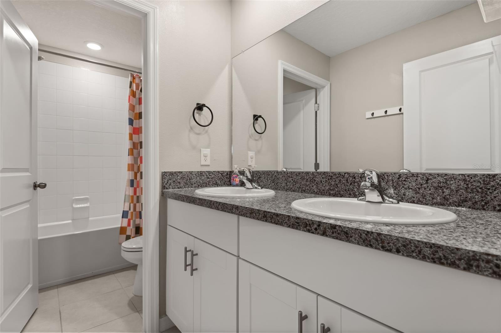 509 ROYAL EMPRESS DR — photo 15
