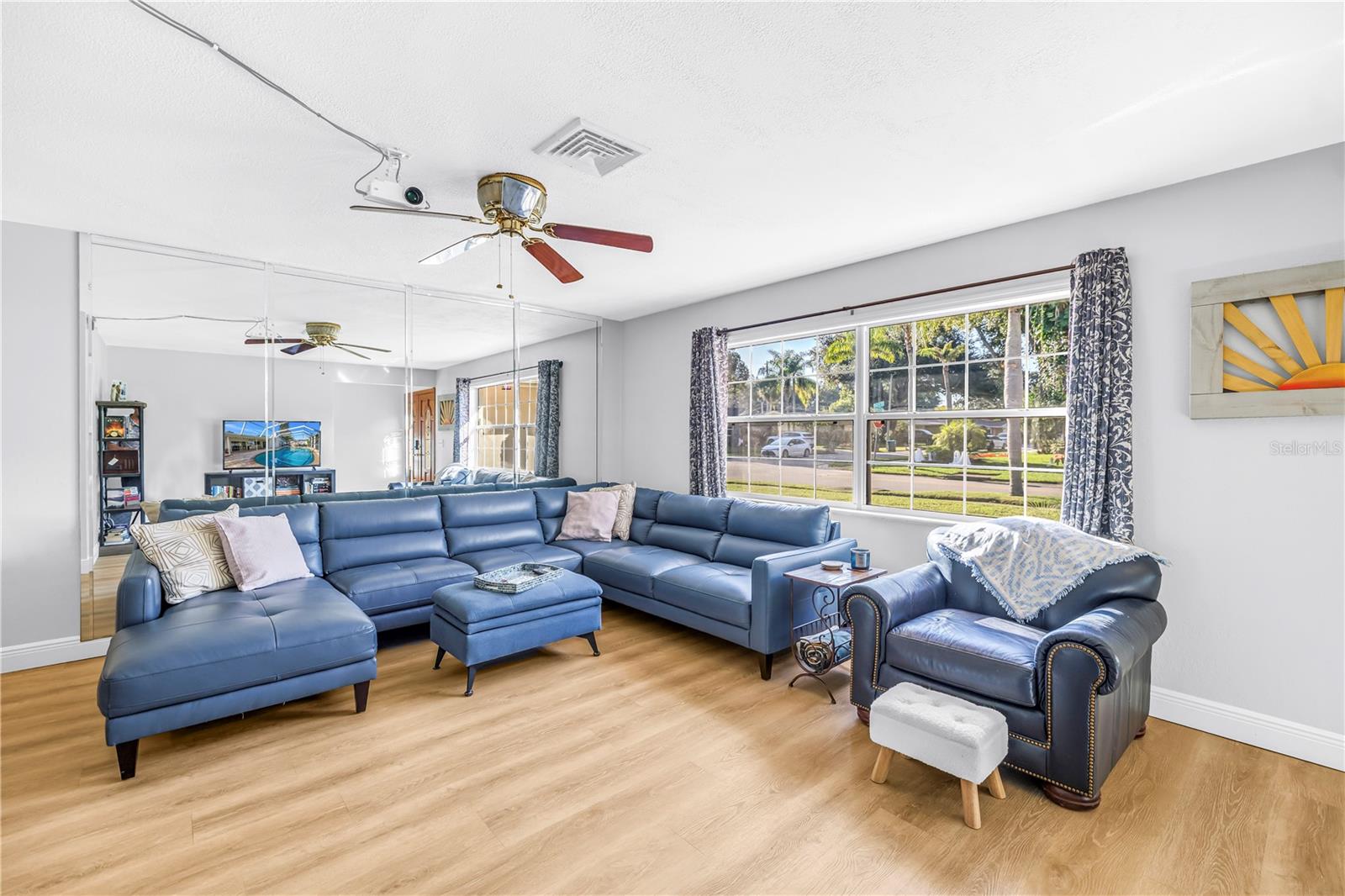 2079 EGRET DR — photo 11