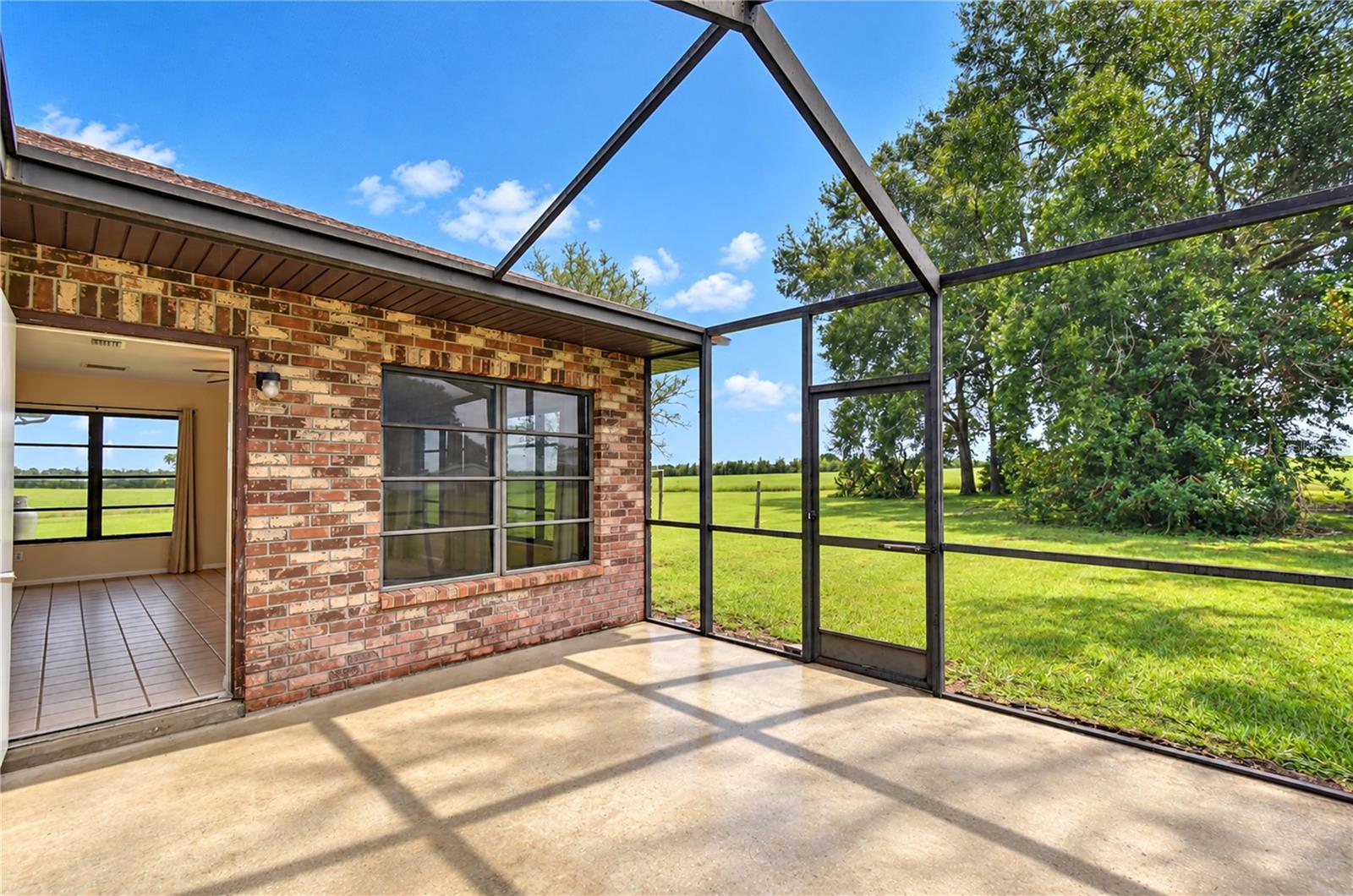 38740 WILDS RD — photo 17