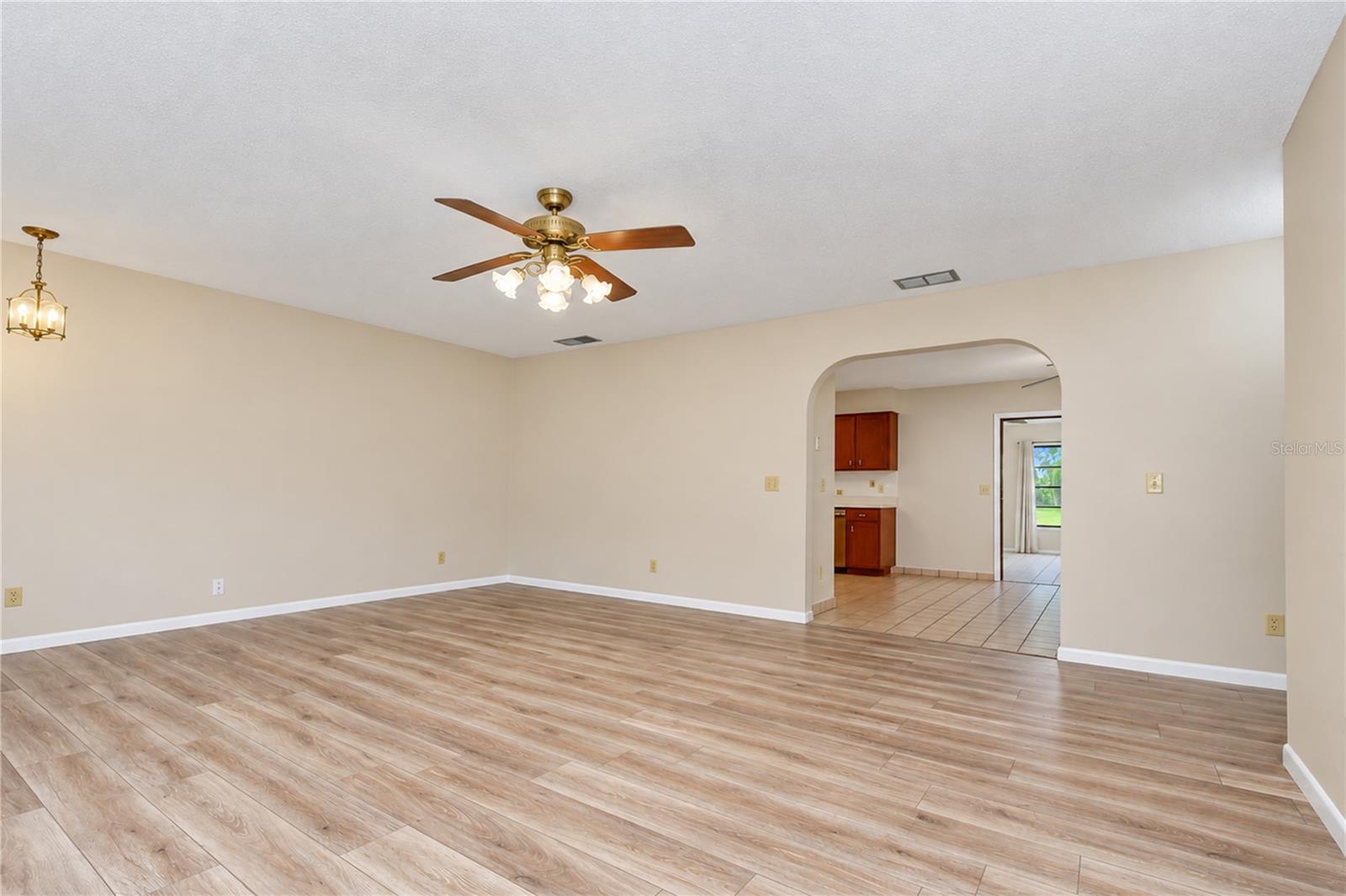 38740 WILDS RD — photo 21