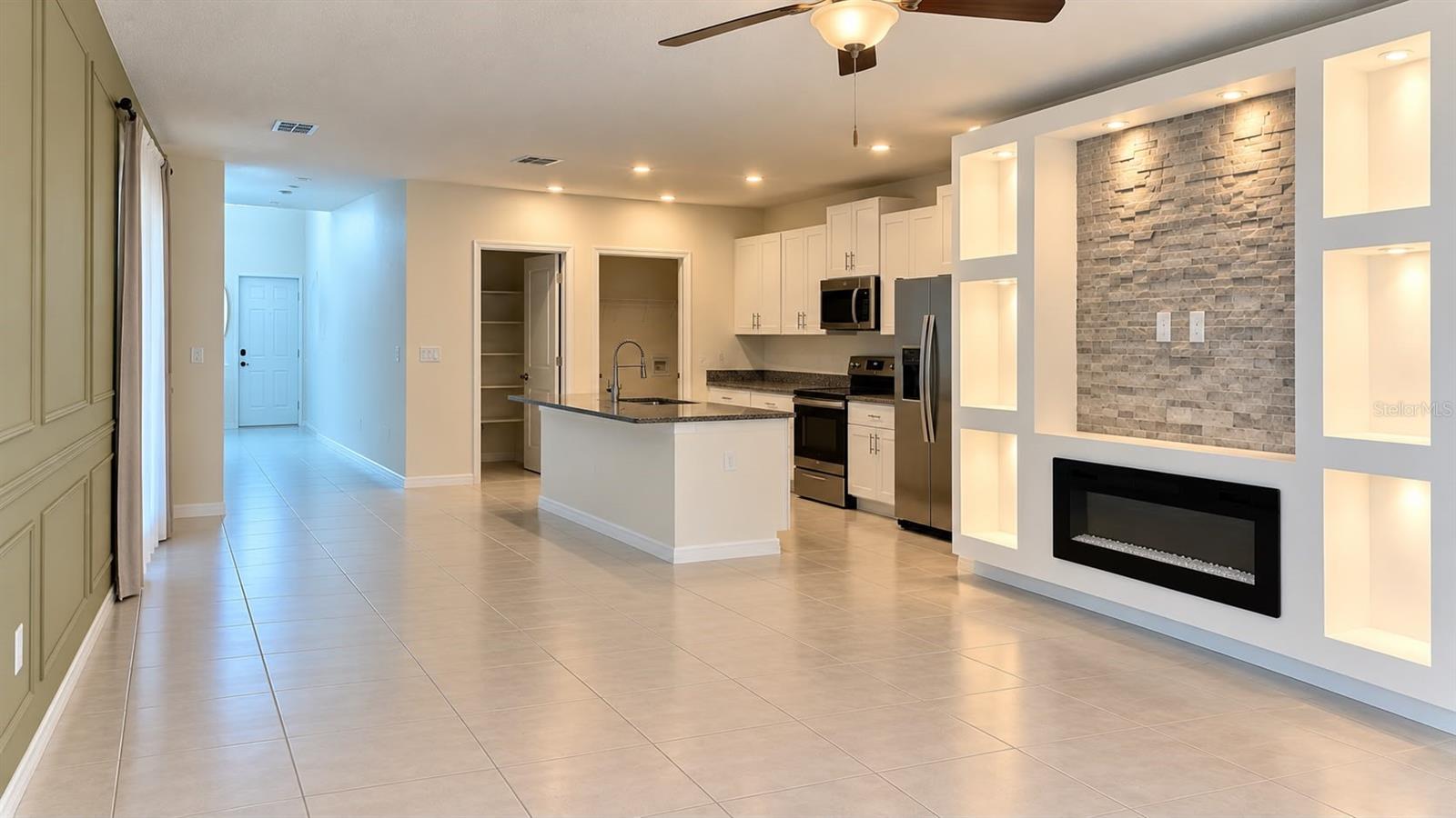 6304 BEVERLY HILLS DR — photo 7