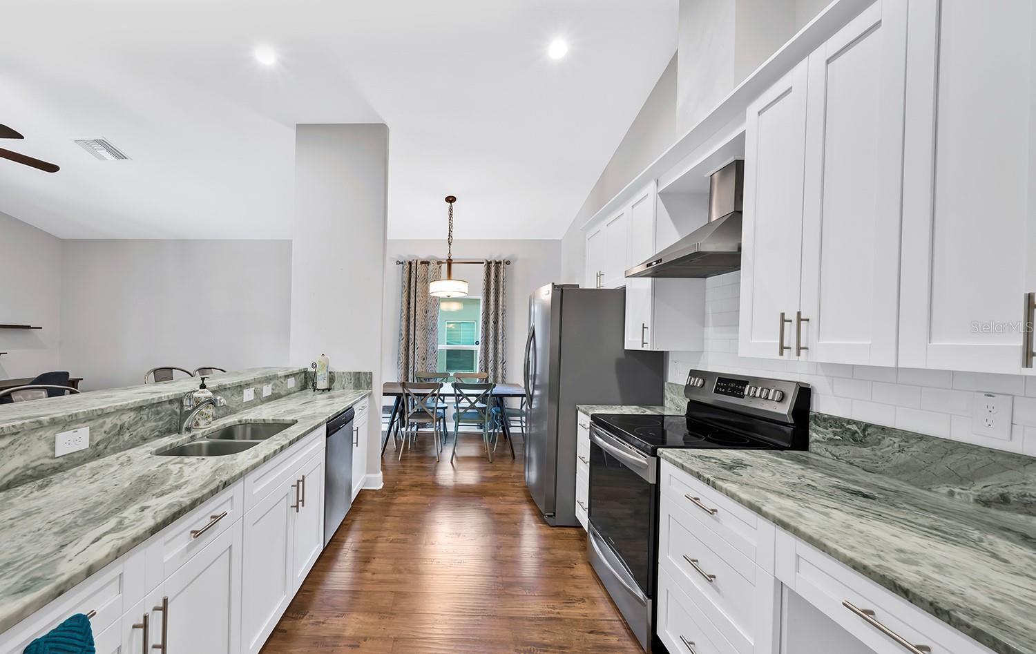 1606 E IDA ST — photo 16