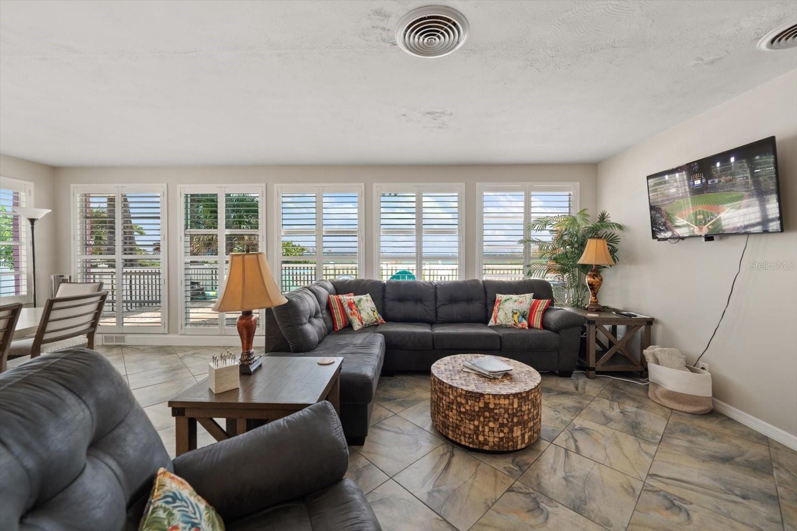 1512 GULF BLVD — photo 33