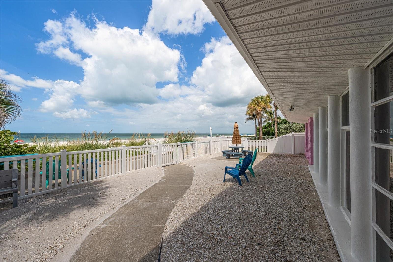 1512 GULF BLVD — photo 24