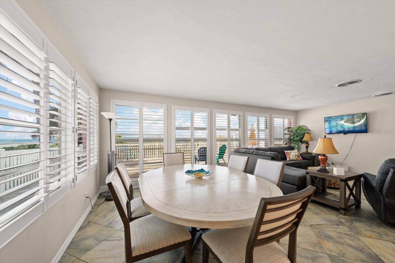 1512 GULF BLVD — photo 31