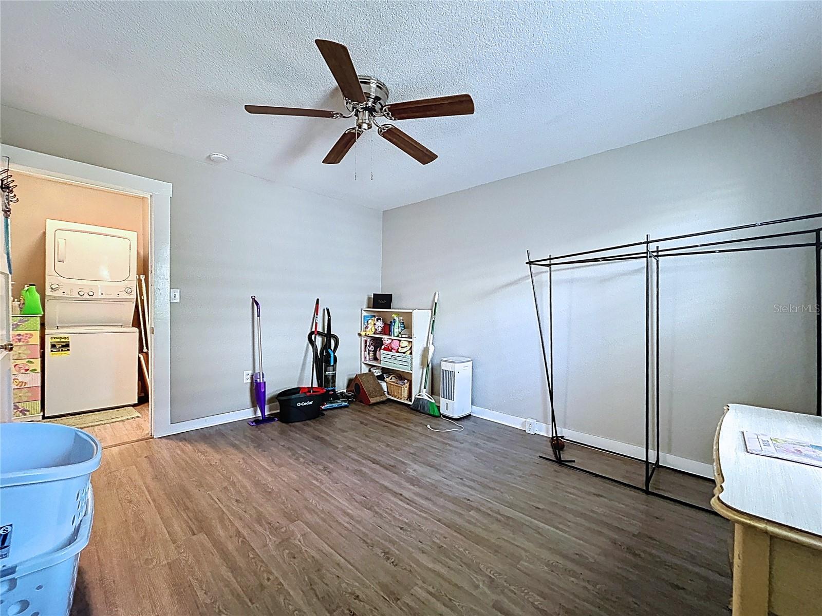 37250 FLORIDA AVE — photo 16