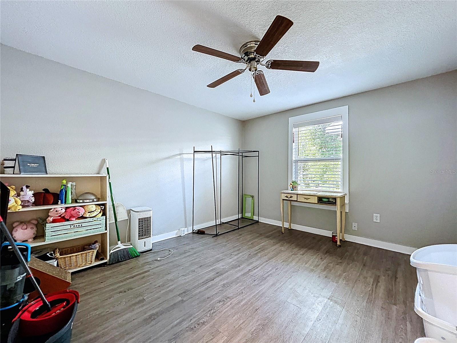 37250 FLORIDA AVE — photo 15