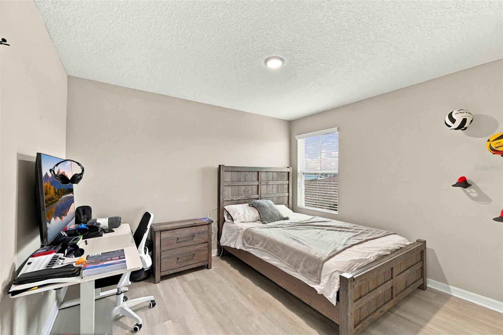 12665 TANNENCREST DR — photo 25