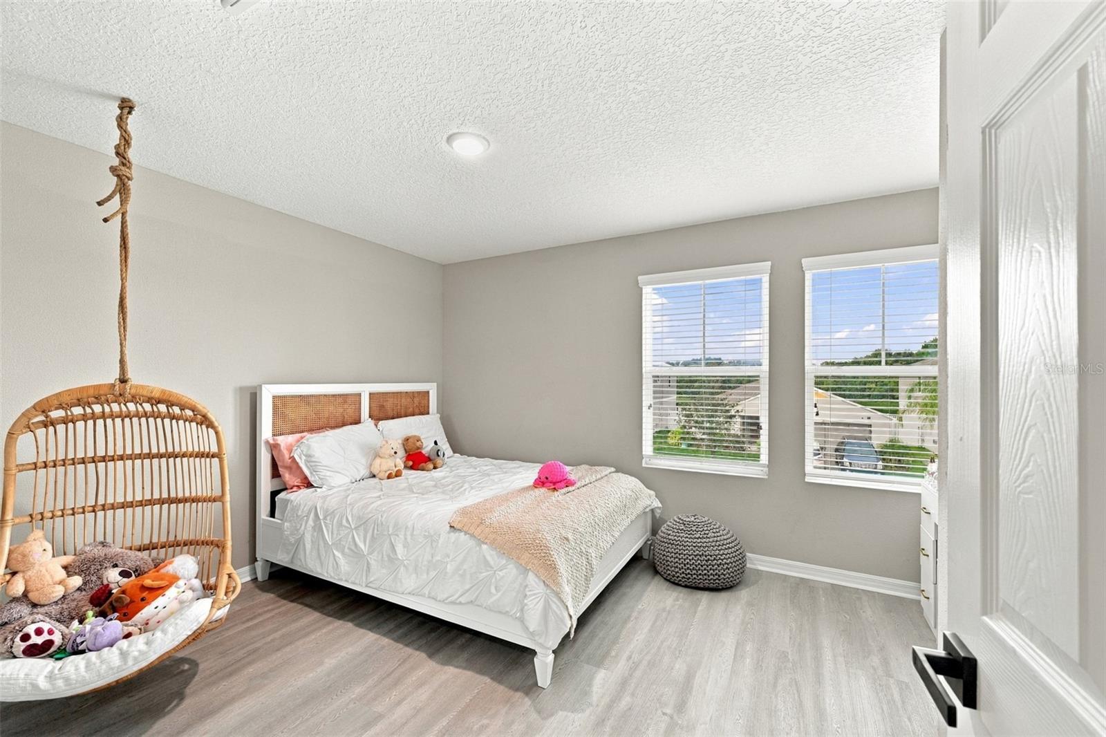 12665 TANNENCREST DR — photo 23