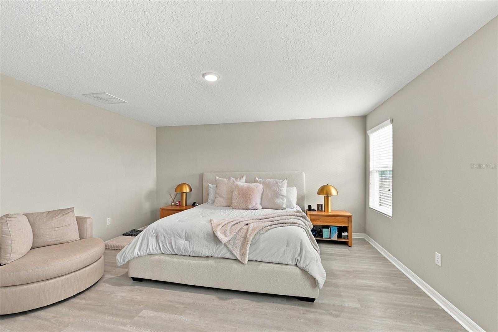 12665 TANNENCREST DR — photo 21