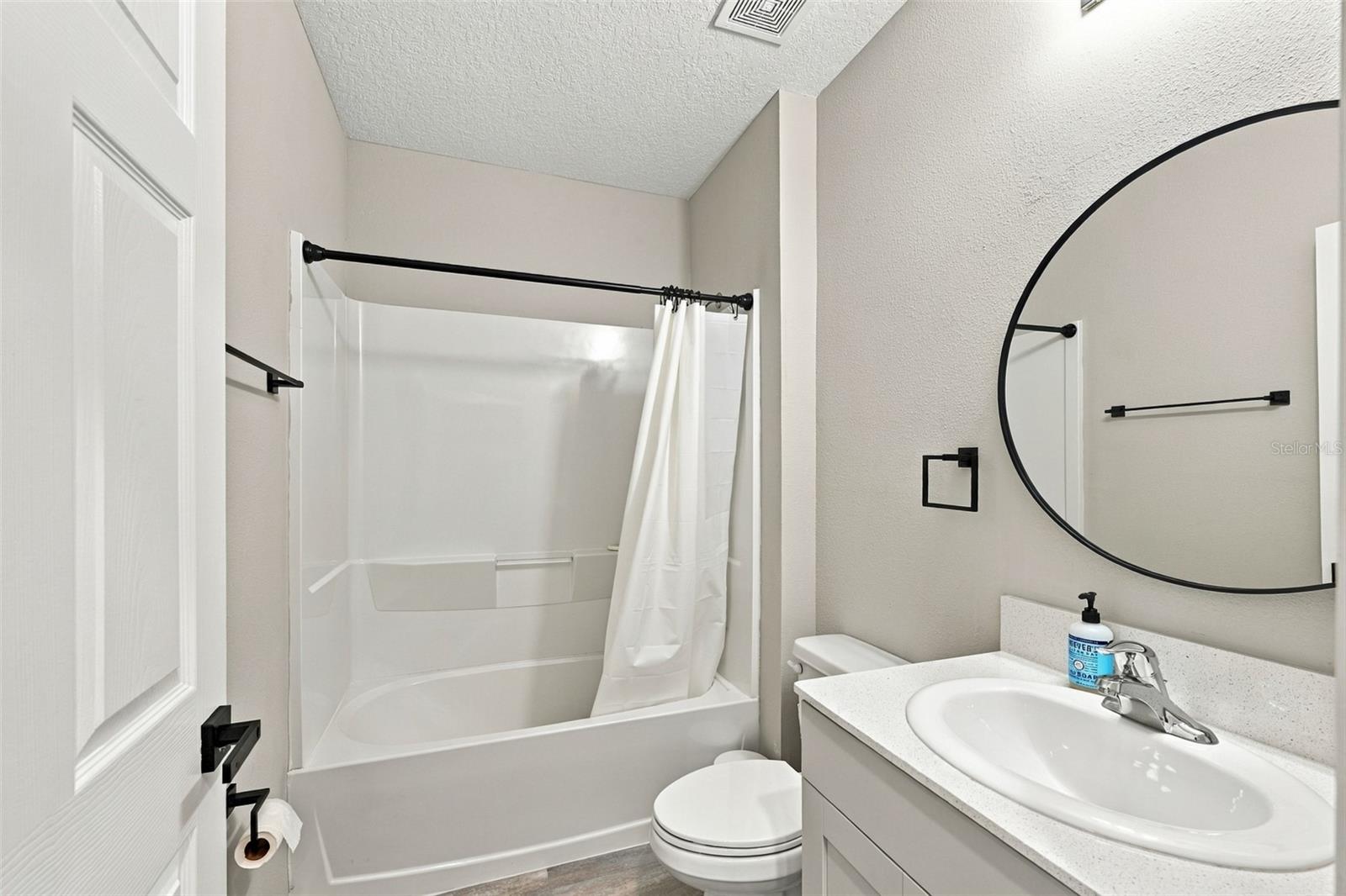 12665 TANNENCREST DR — photo 30