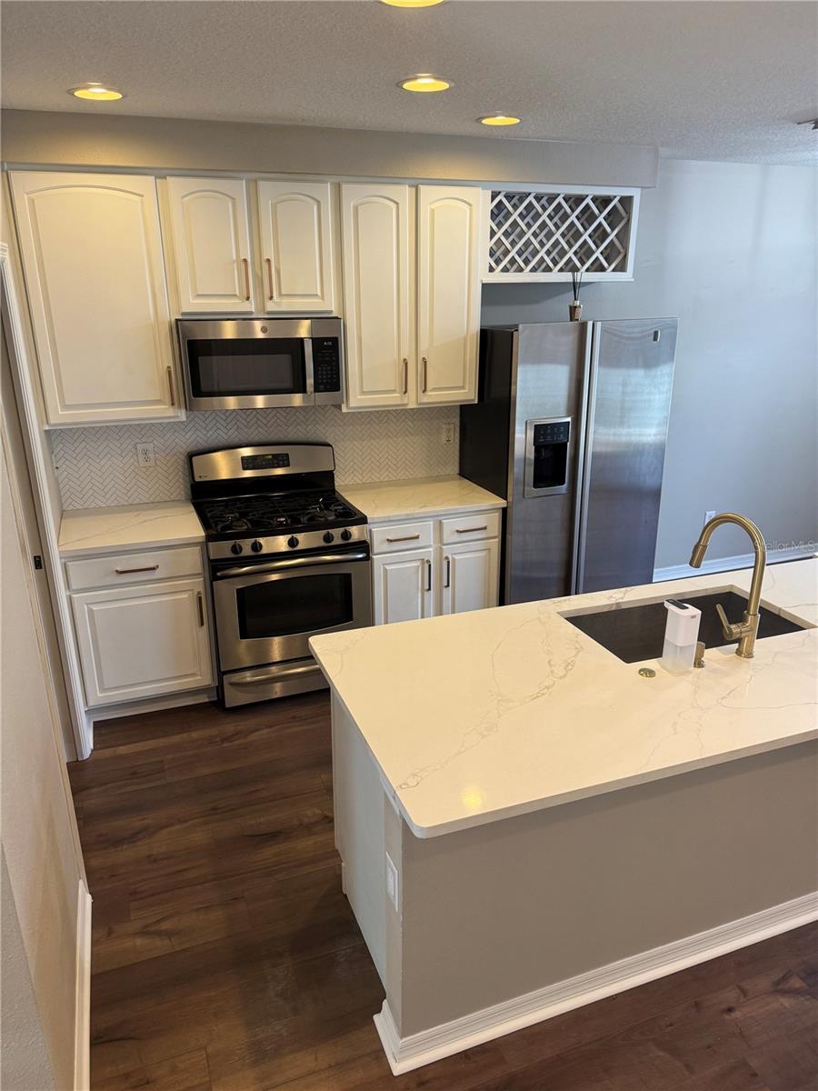 11543 FOUNTAINHEAD DR — photo 24