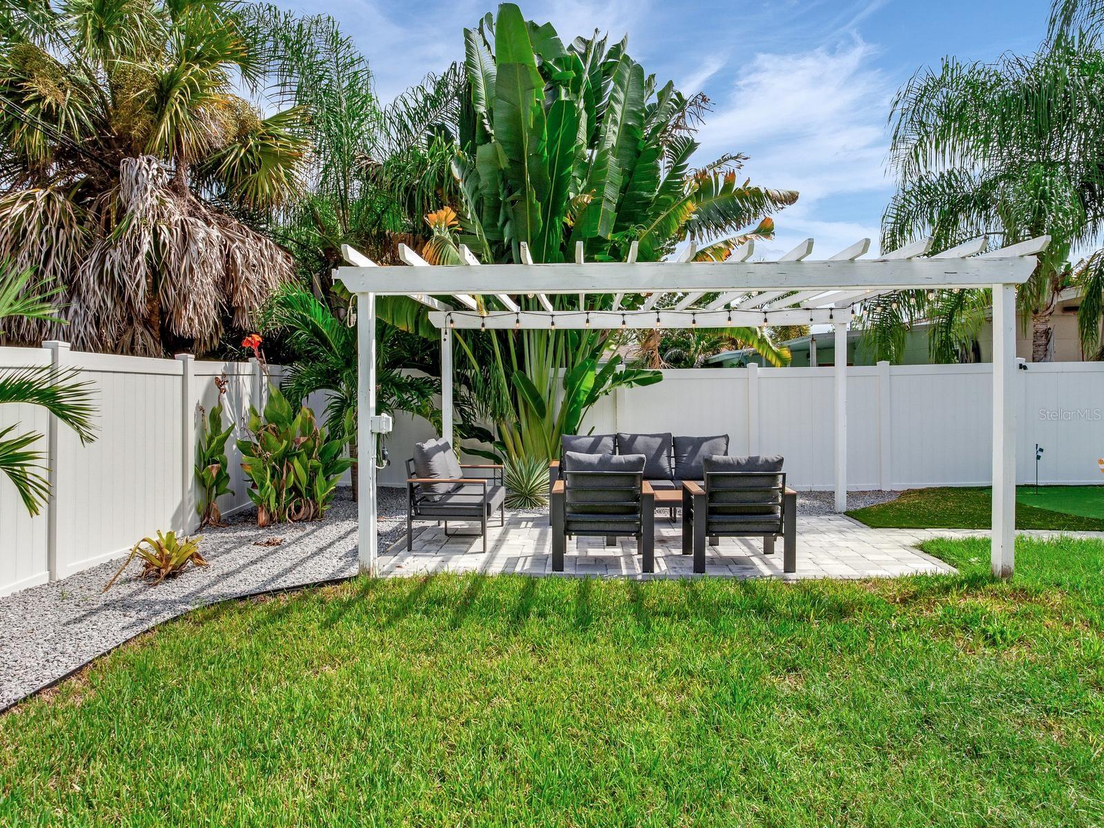 4609 W HAWTHORNE RD — photo 47