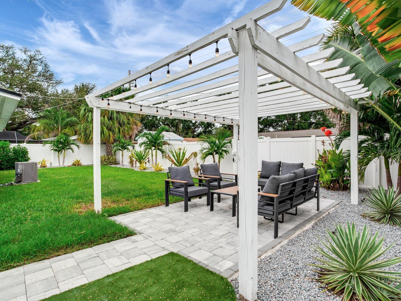 4609 W HAWTHORNE RD — photo 45