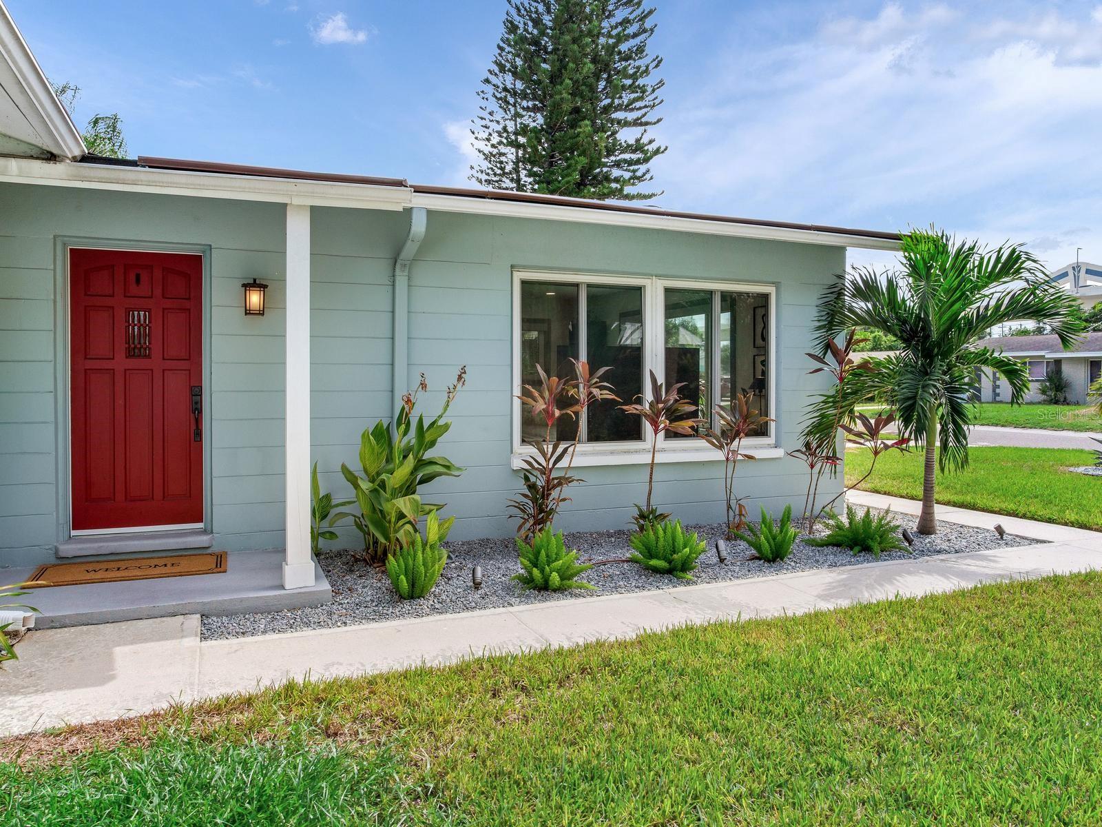 4609 W HAWTHORNE RD — photo 4