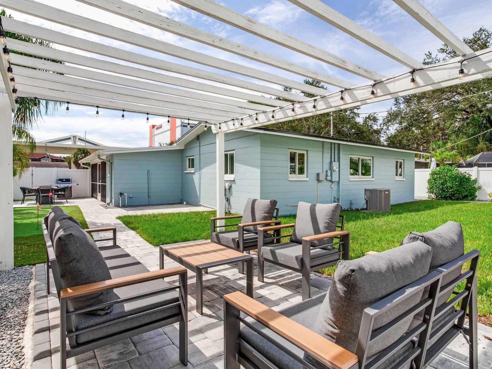 4609 W HAWTHORNE RD — photo 46