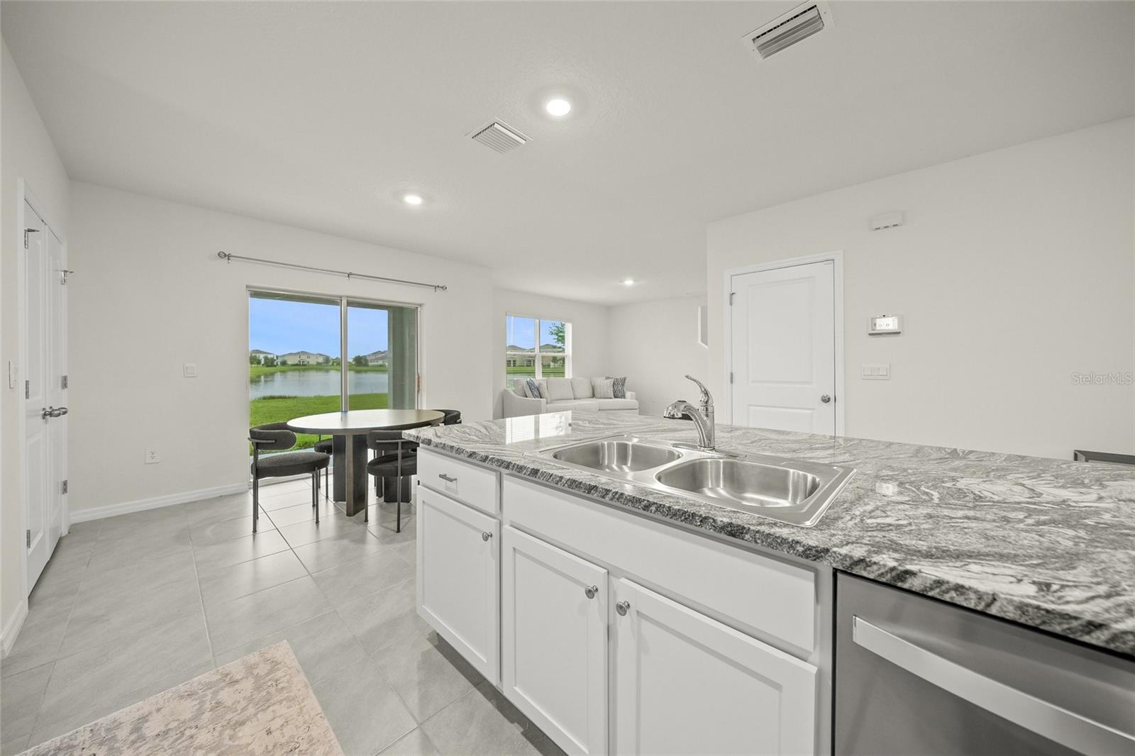 5215 MONTELENA CV SW — photo 6