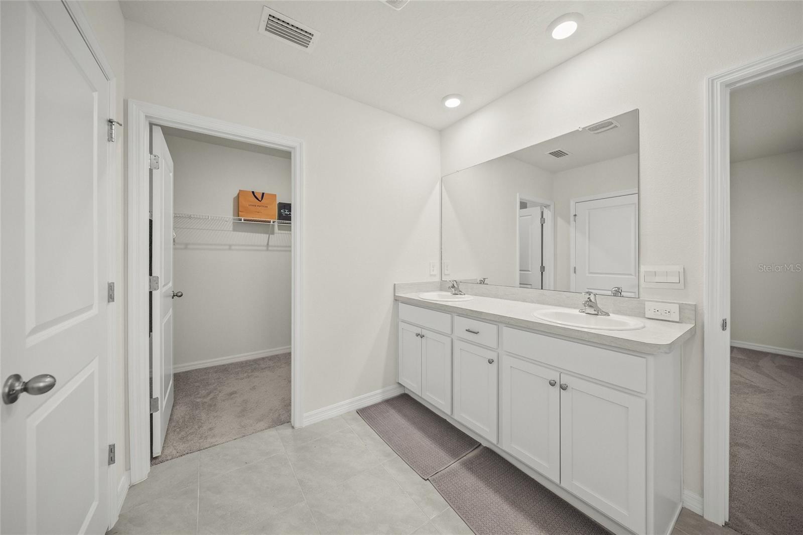 5215 MONTELENA CV SW — photo 17