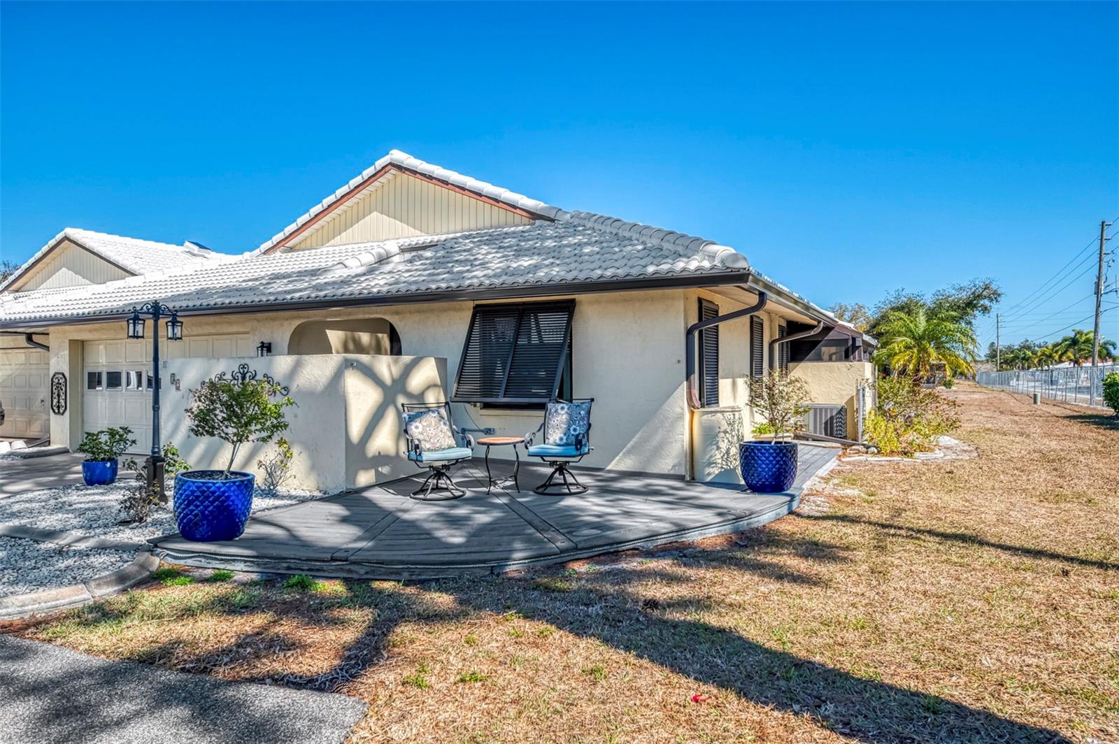 32 PEBBLE ROCK DR — photo 4