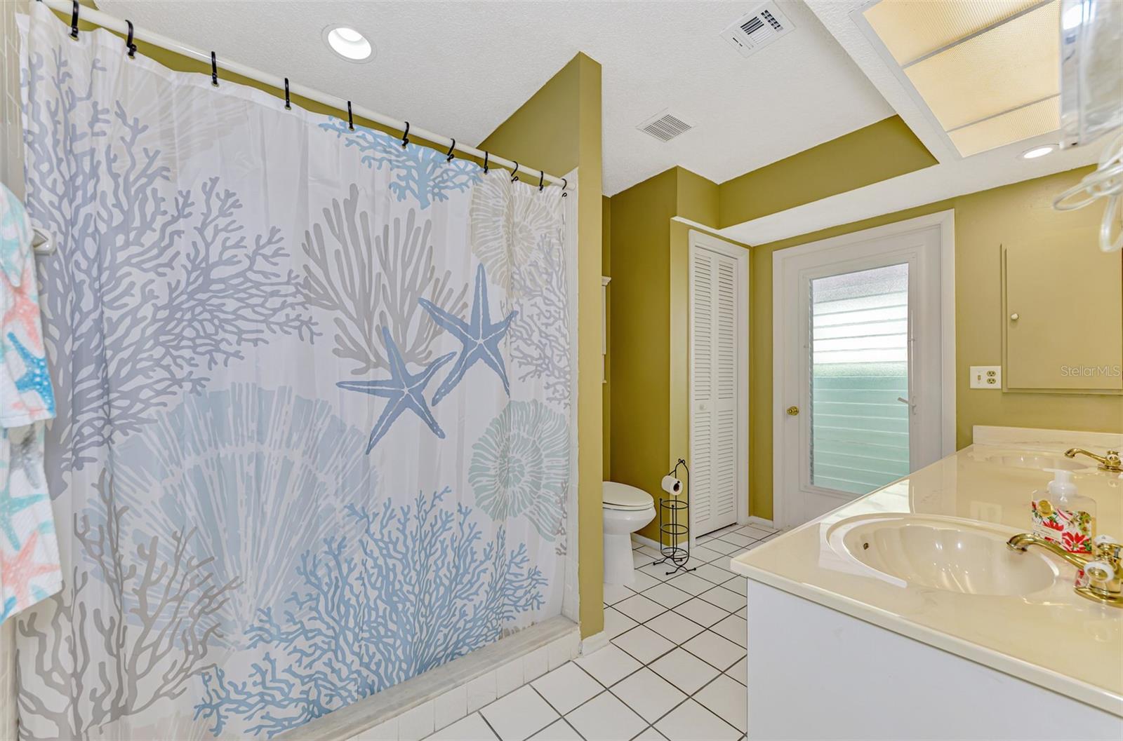 32 PEBBLE ROCK DR — photo 26