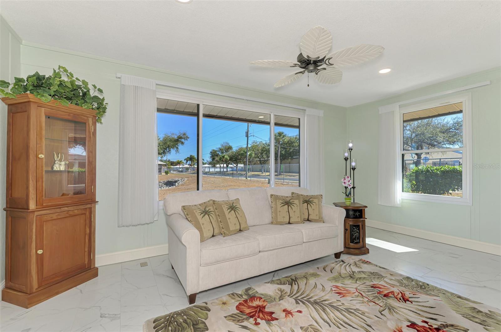 32 PEBBLE ROCK DR — photo 16