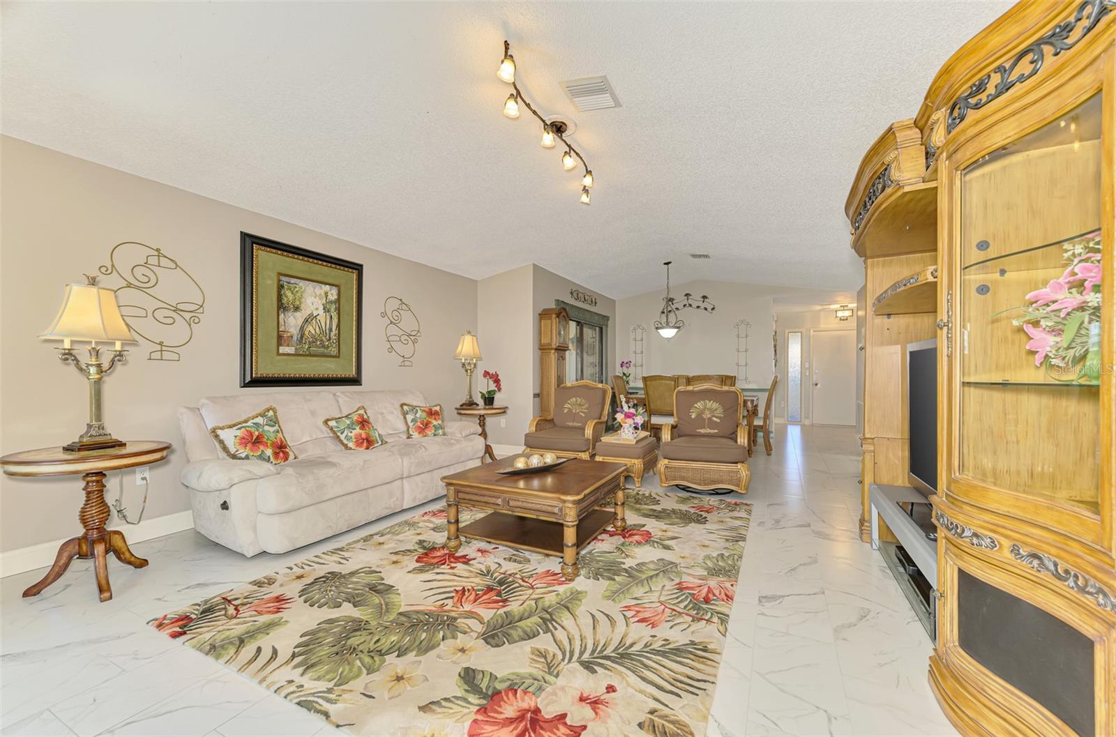 32 PEBBLE ROCK DR — photo 13
