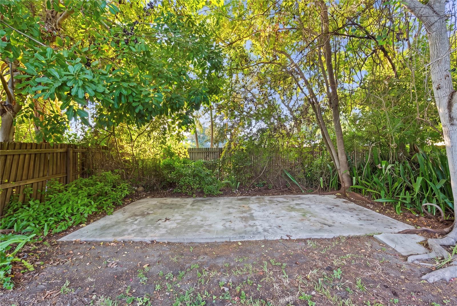 12574 INDIAN ROCKS RD — photo 23