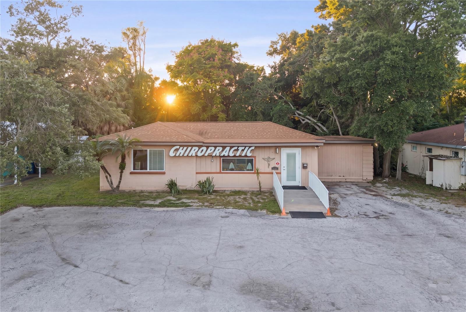 12574 INDIAN ROCKS RD — photo 2