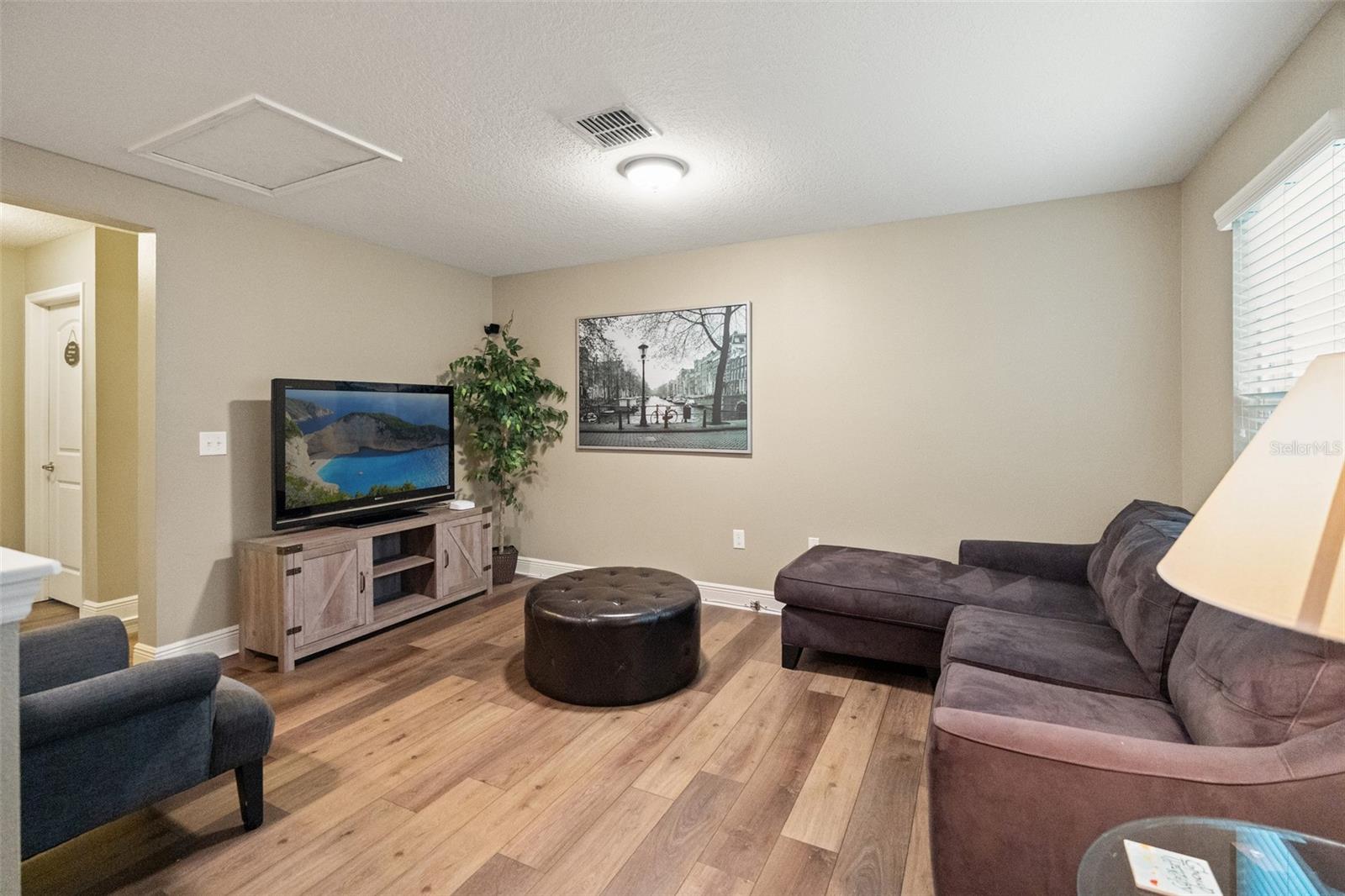 5840 MARMALADE LN — photo 18