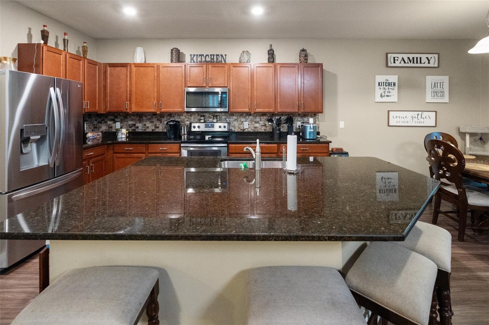5840 MARMALADE LN — photo 39