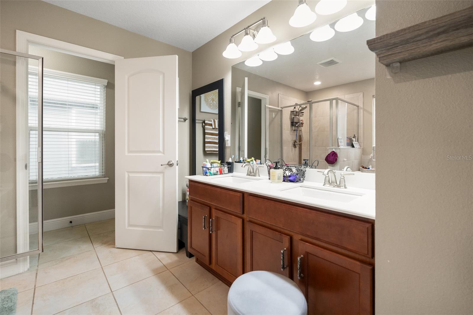 5840 MARMALADE LN — photo 31
