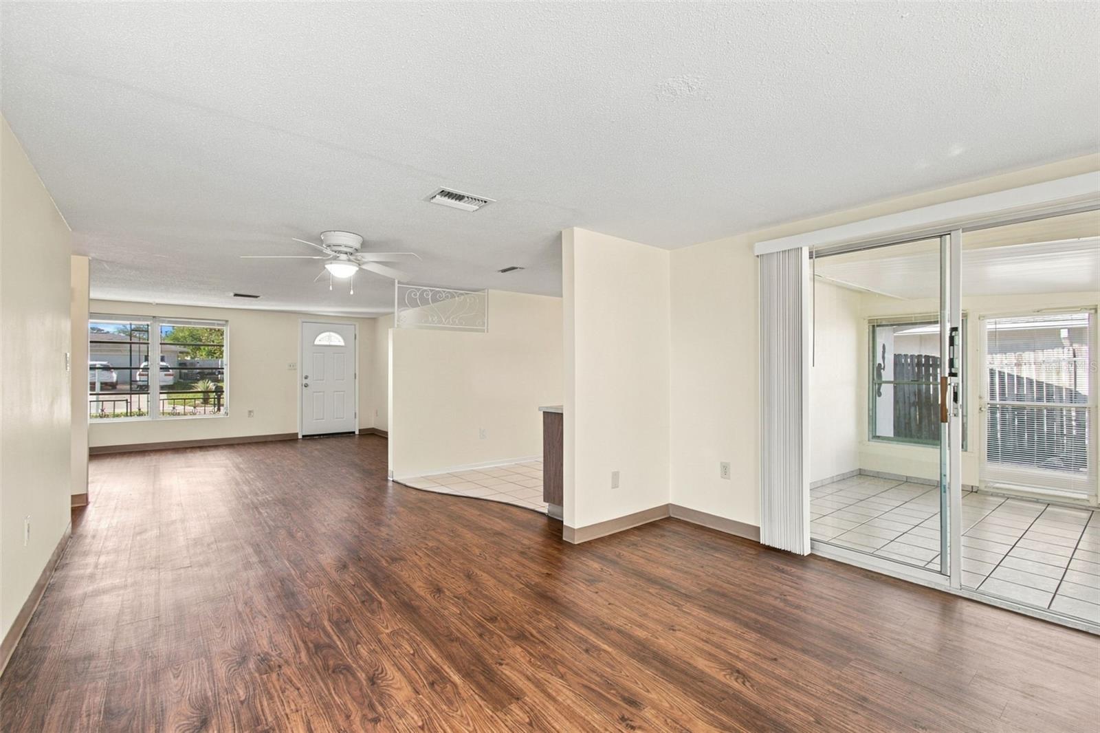 7917 MIMOSA DR — photo 15